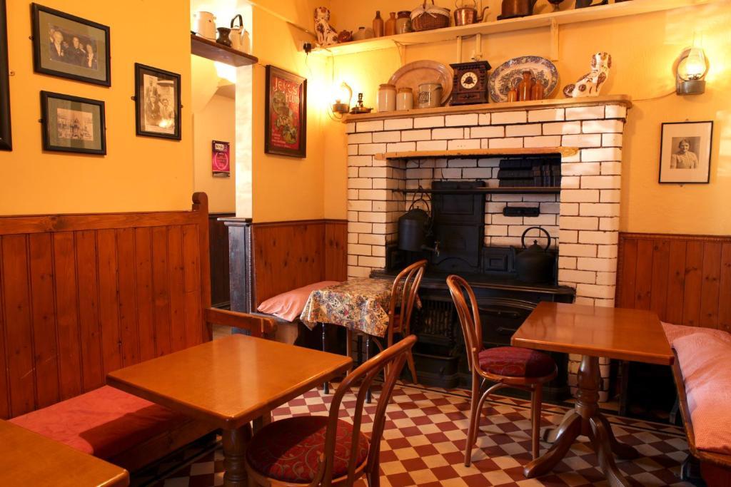Crotty'S Pub & Accommodation Kilrush Exteriör bild